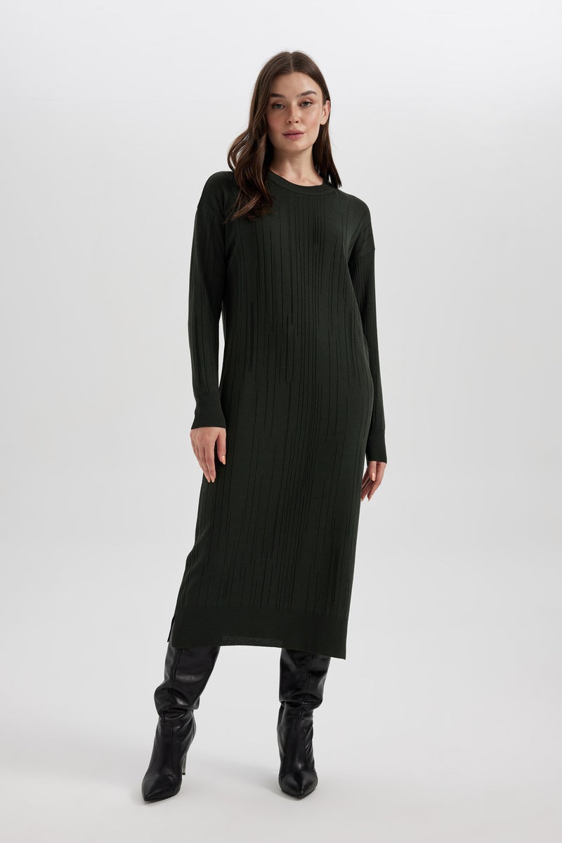 DeFacto Woman Regular Fit Crepe Dress  - Image 3