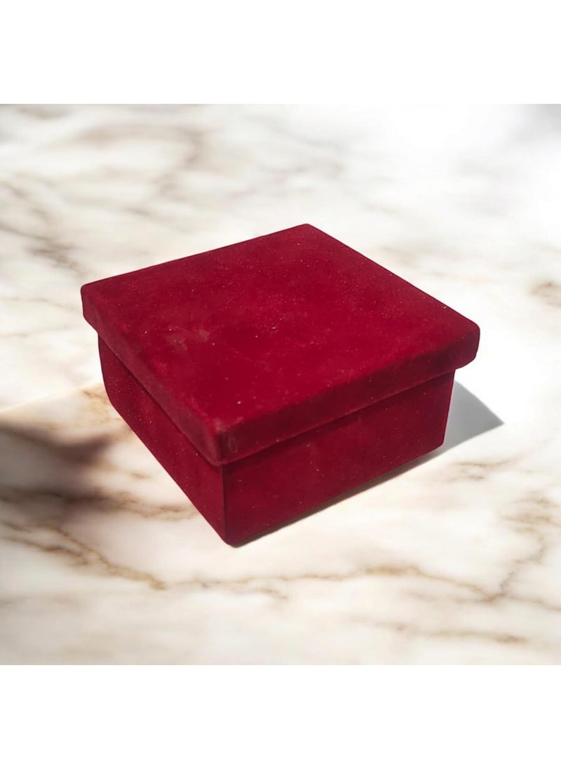 QUEENS CANVAS QUEENS CANVAS Luxury Classic Velvet Suede Trunk Box for Gifting and Storage 10 x 10 x 38 cm Red  - Image 4