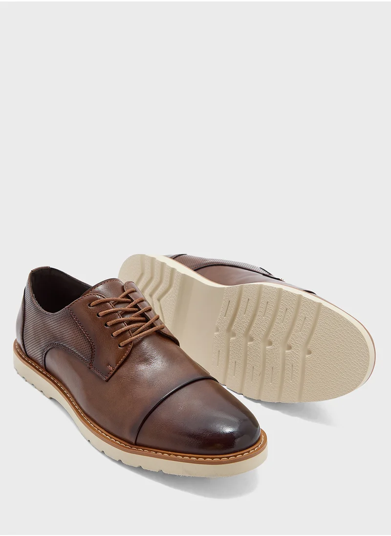 Robert Wood Lightweight Smart Casual Lace Up