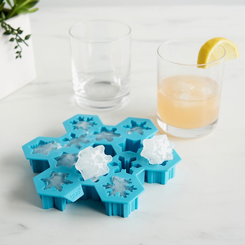 True Zoo TrueZoo Snowflake Silicone Ice Cube Tray, Flexible Ice Mold for Whiskey, Cocktails, Jello Shots, Chocolates, Desserts, Crafts, Frozen Treats, Kitchen & Home Bar Gifts, Set of 1, Blue - Image 4