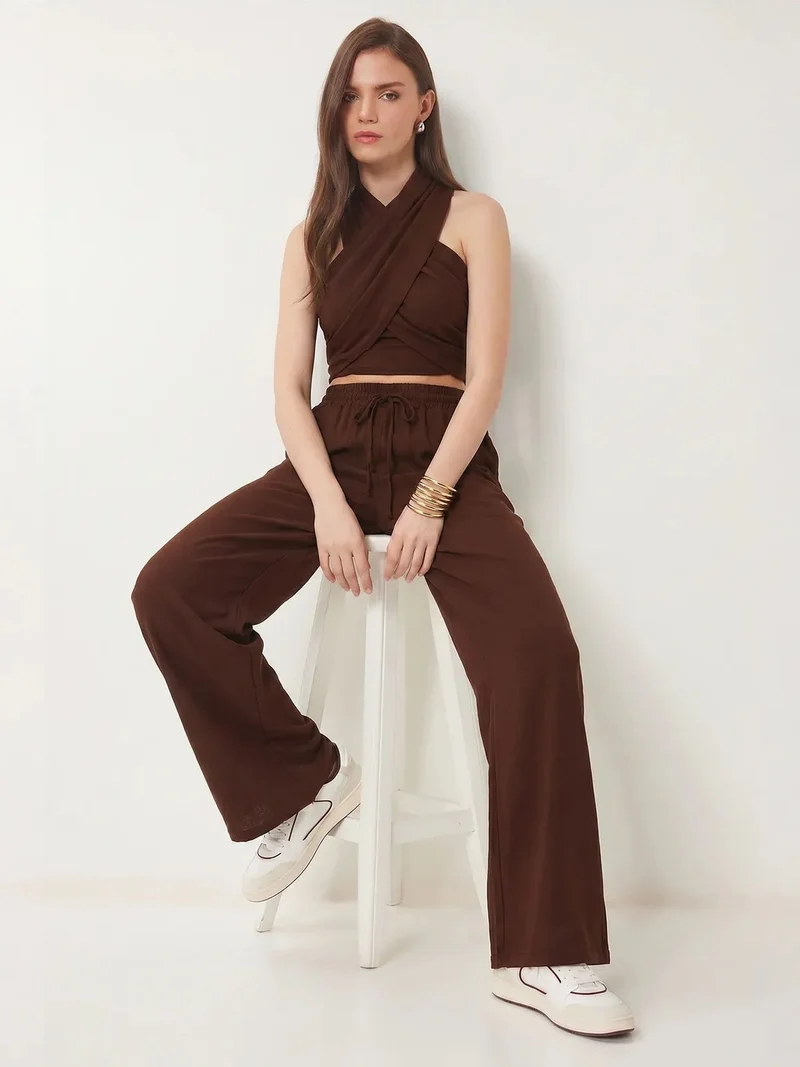 السعادة في إسطنبول ISTANBUL Halter Blouse And Wide-Leg Trousers Set
