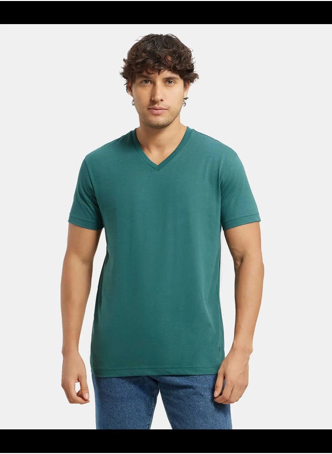 JOCKEY - Jockey 2726 Men's Super Combed Cotton Rich Solid V Neck Half Sleeve T-Shirt - Image 1