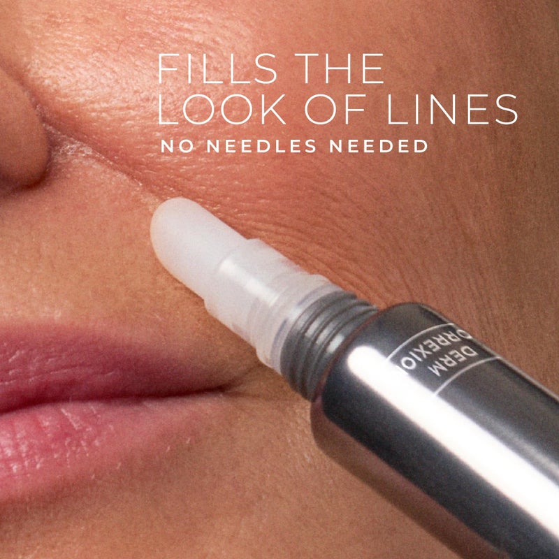 RoC Derm Correxion Fill + Treat Advanced Retinol Serum, Wrinkle Filler Treatment with Hyaluronic Acid for Crow's Feet, 11 Wrinkles, & Laugh Lines, (.5 fl oz) with Retinol Packette (Packaging May Vary) - Image 3