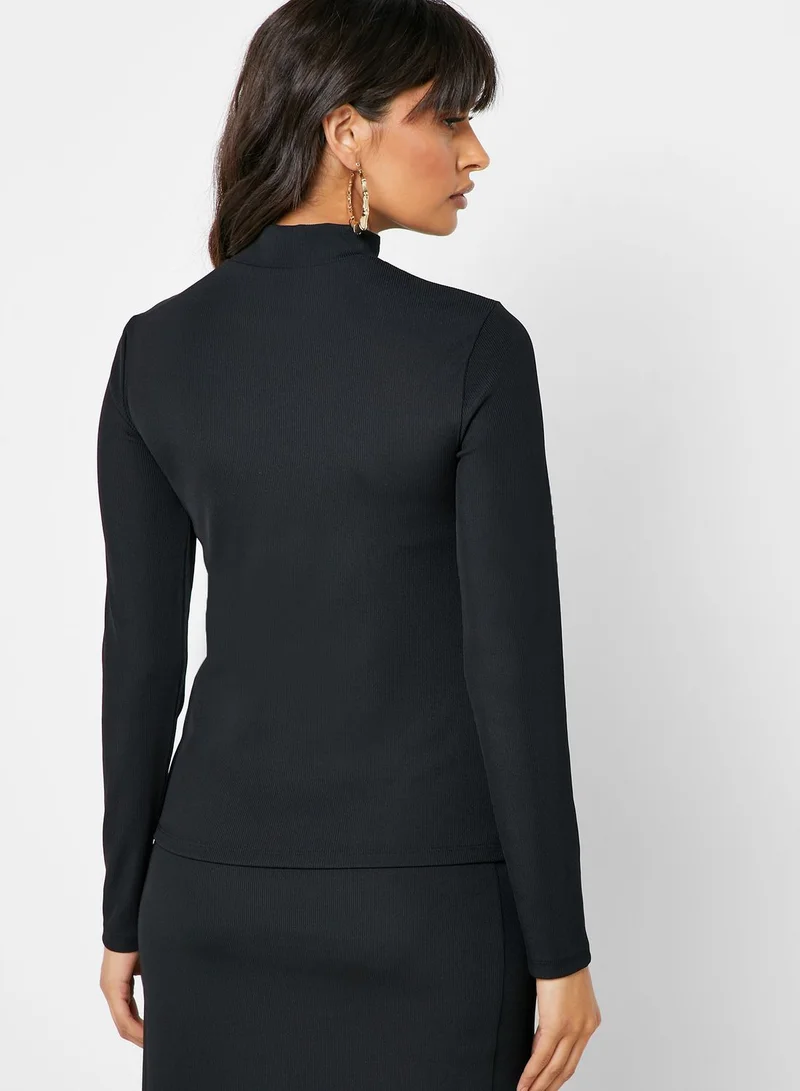 ivy revel High Neck Cut Out Top
