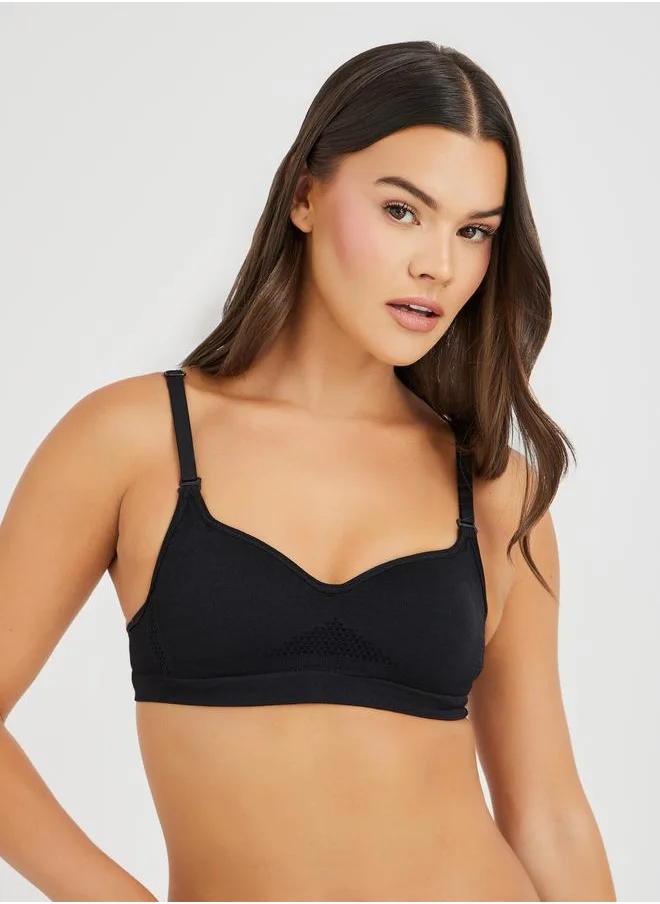 ستايلي Styli Pack of 3 - Non-Padded Wired Seamless T-Shirt Bra