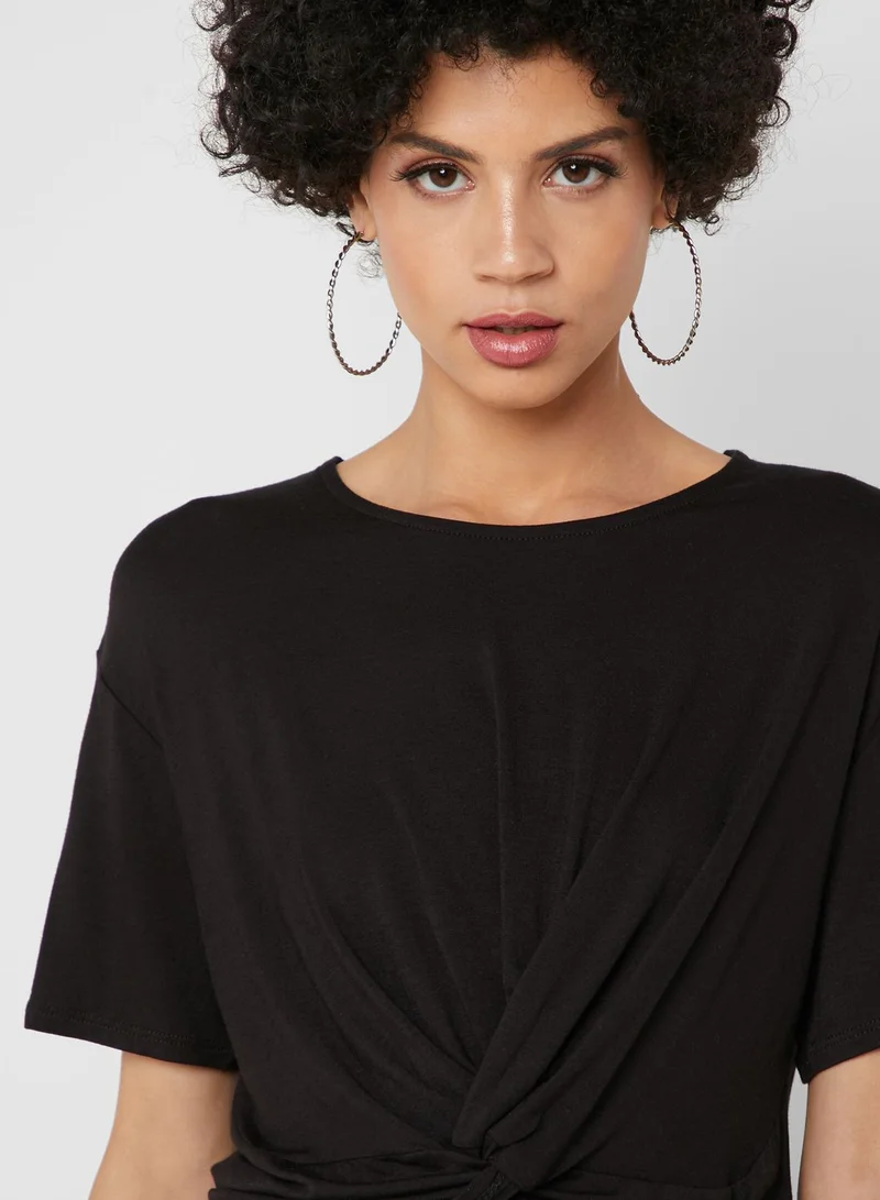 FOREVER 21 Front Twisted T-Shirt