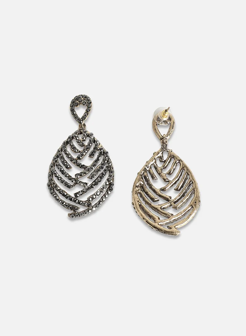 SOHI Embellished Overlay TearArtificial drop Earring Jewellery