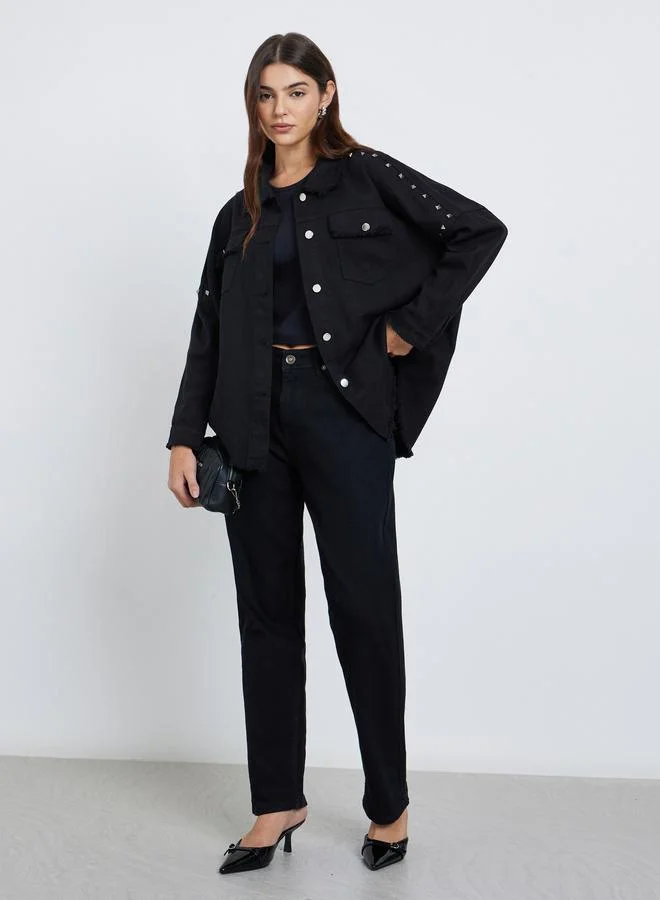 ستايلي جاكيت دنيم واسع مرصع مع حواف مُمزقة