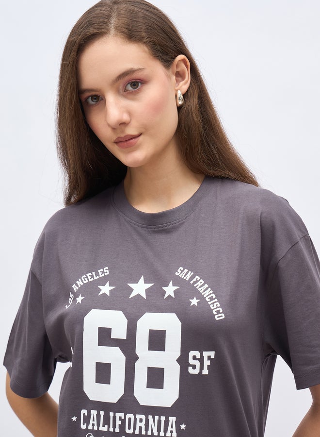 Styli Graphic Print Oversized Longline T-Shirt - Image 4