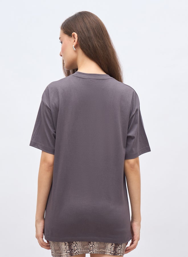 Styli Graphic Print Oversized Longline T-Shirt - Image 5