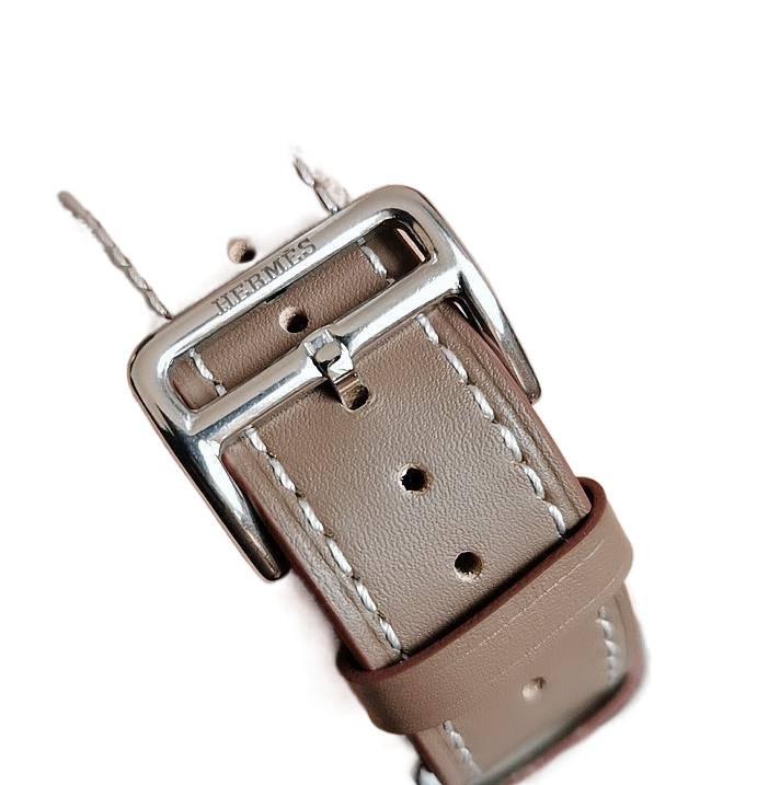 سوار ساعة ذكية سوار جلدي كلاسيكي متوافق باللون بني قابل للتعديل مع Apple Watch 38/40/41/42/44/45/49mm بملاءمة قابلة للتعديل وحزام بديل - Image 4