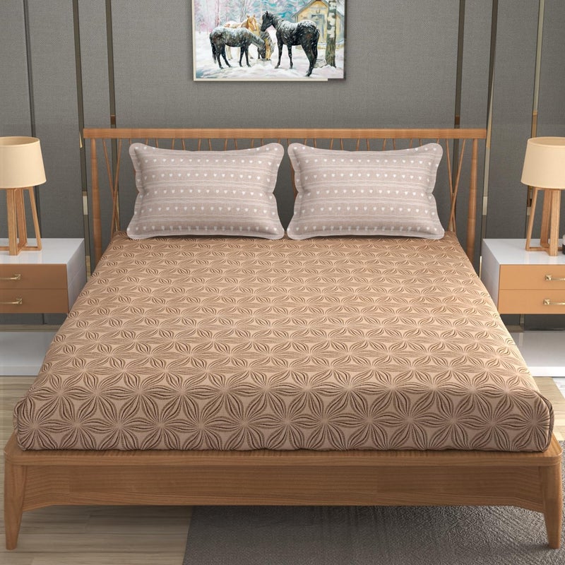 REALDREAM Real Dream Cotton Feel Glace Cotton Elastic Fitted Printed Super King Size 310 Threadcount Double Bed Bedsheet with 2 Pillow Covers 78 x 78 x 12 inches Fit up to Mattress LinesBrown - Image 1