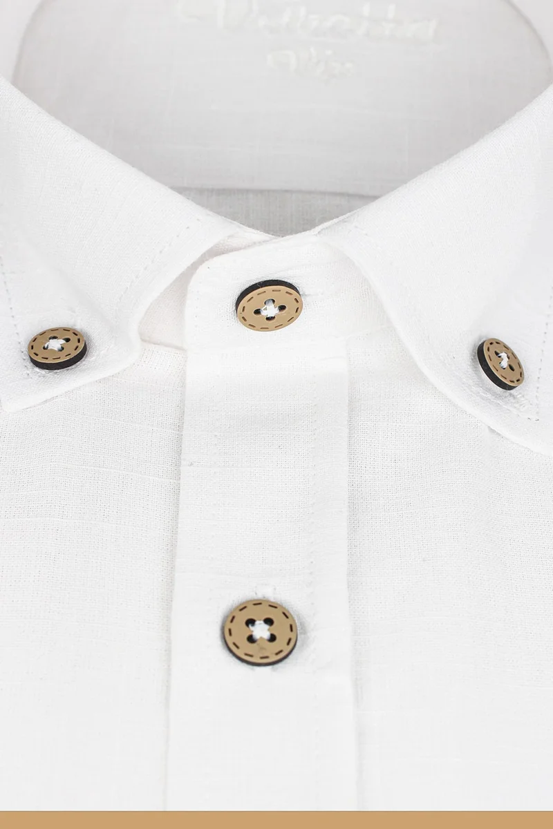 Varetta Men's White Linen Classic Cut Short Sleeve Shirt