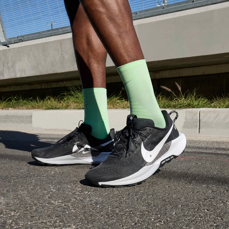 Nike Men's Pegasus 5 Trail-Running Shoes