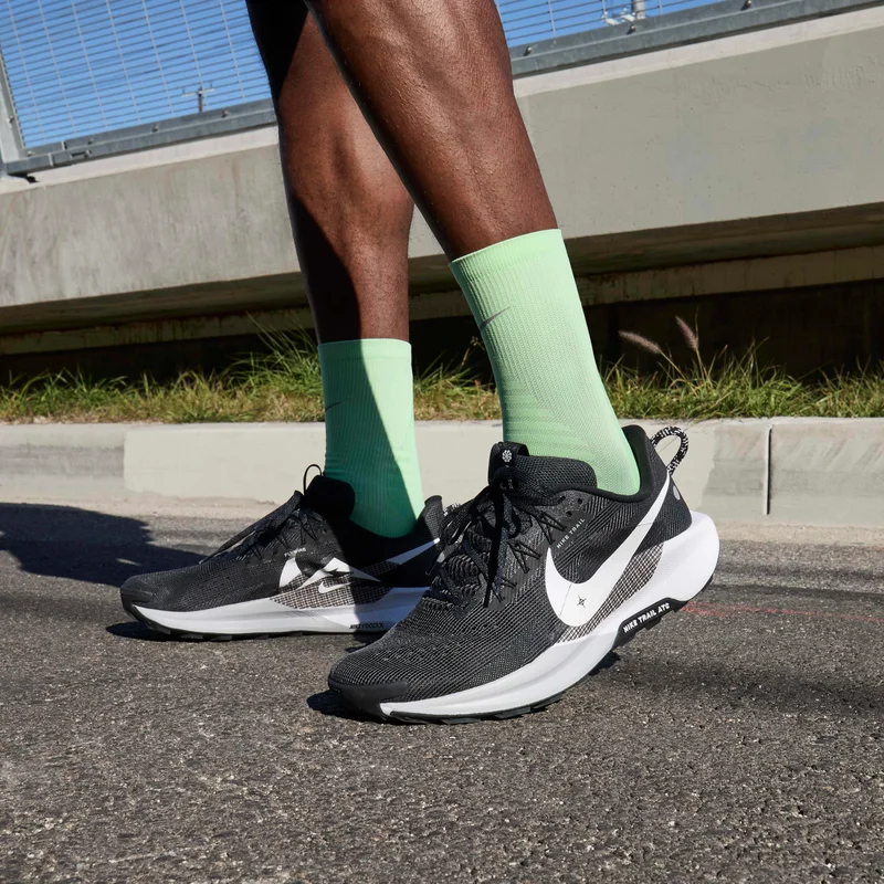 Nike Men's Pegasus 5 Trail-Running Shoes