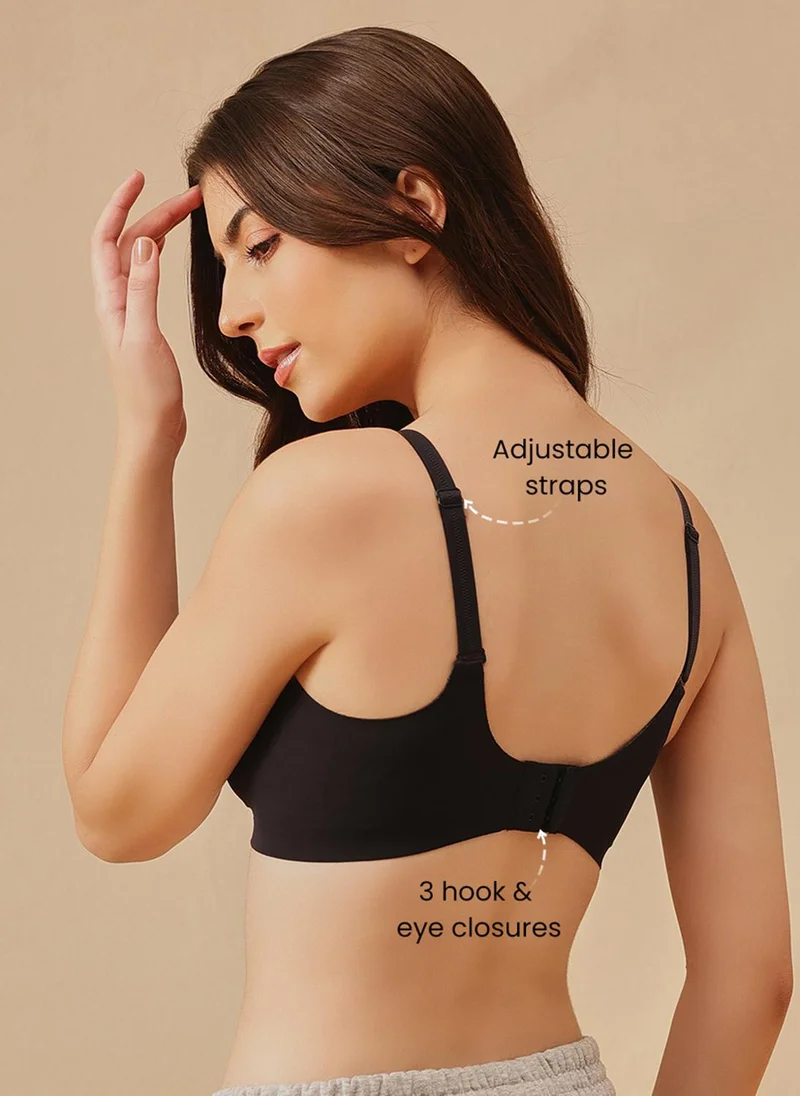 Clovia Black Clovia Padded Non-Wired Full Coverage Seamless Bonded Multiway T-shirt Bra in Black for Women | Best Price UAE
