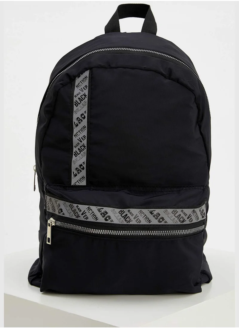 ديفاكتو Text Print Striped Backpack