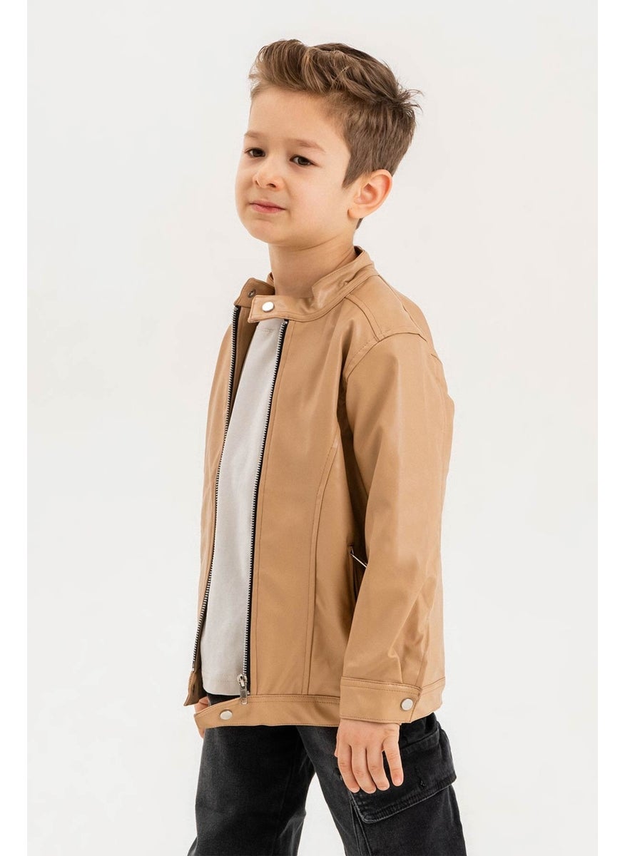 Gold Class Kidswear جاكيت جلد للأولاد بسحاب  - Image 3