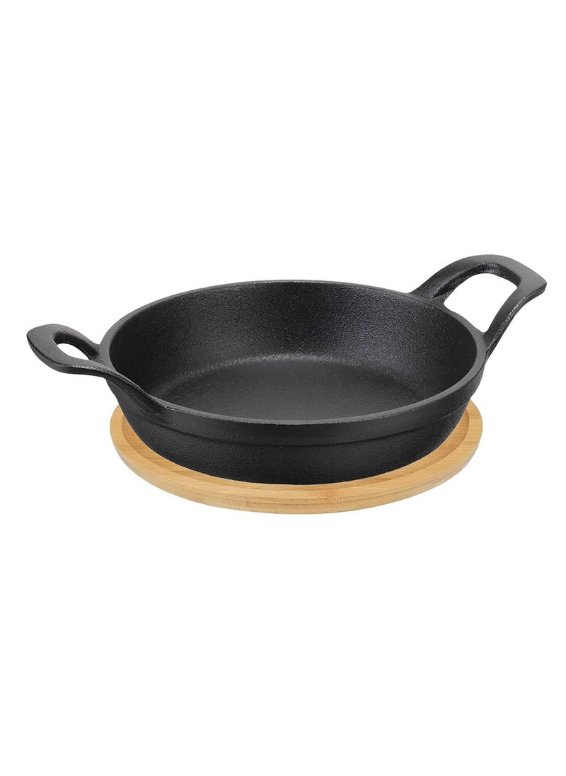 BLACKSTONE - Cast Iron Mini Round Skillet with Wooden Sizzler Plate 18cm - Image 1