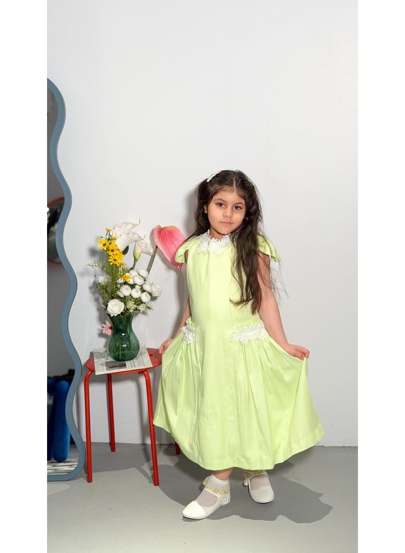 nonie Green children's dress - Image 3