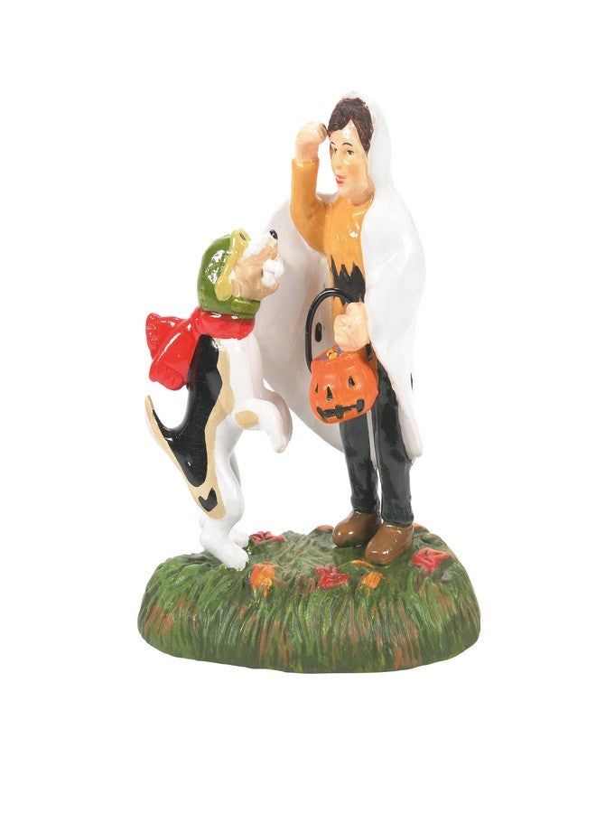 Department 56 Snow Village Halloween Accessories Peanuts Snoopy's Treat No Tricks Figurine, 3.2 Inch, Multicolor - Image 1