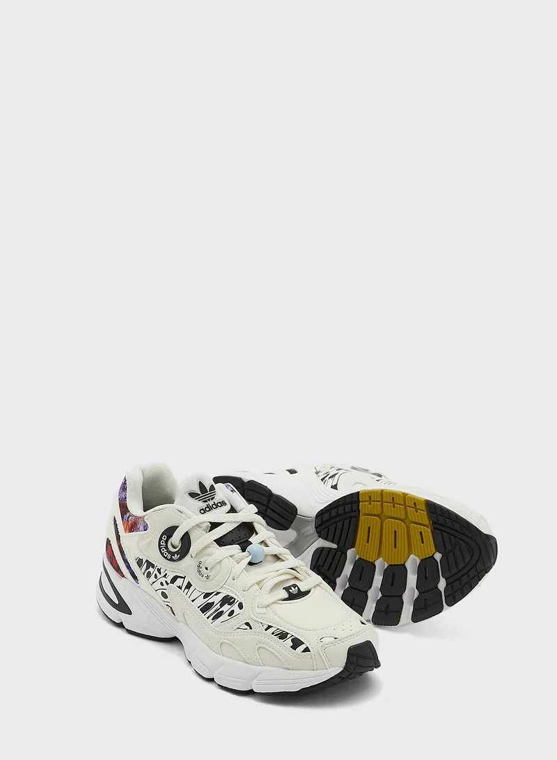 adidas Originals Astir