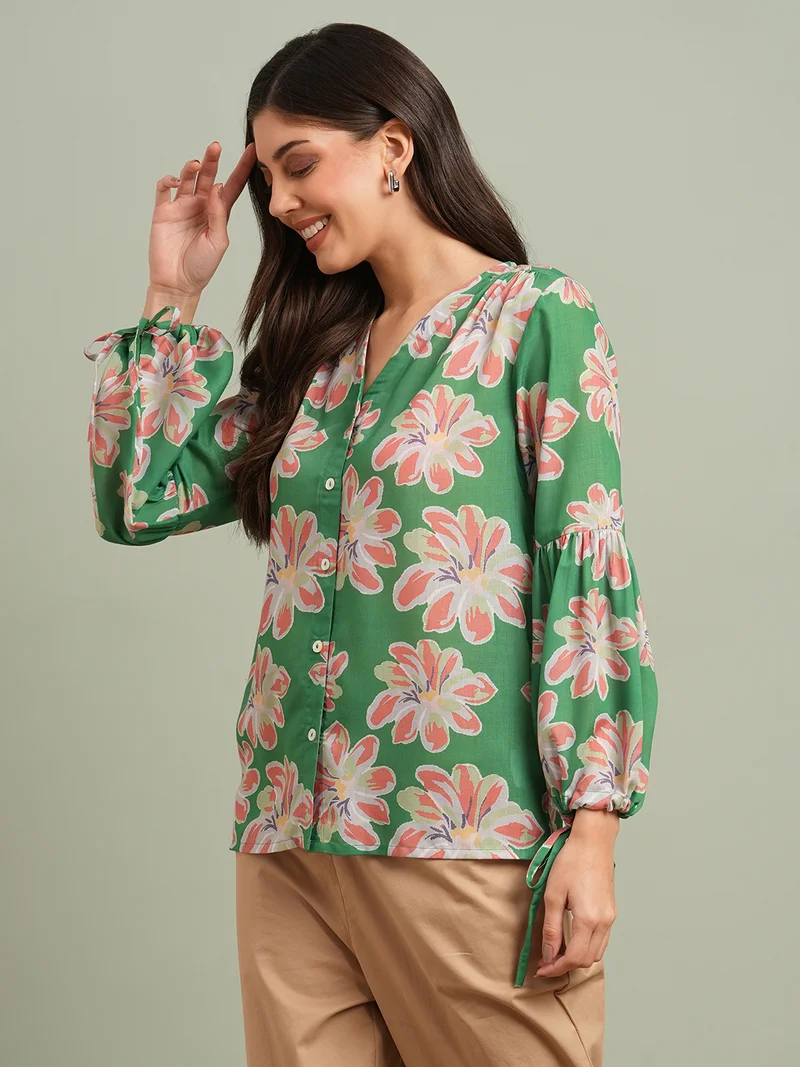 globus Women Green Floral Print V-Neck Bishop Sleeves Shirt Style Top