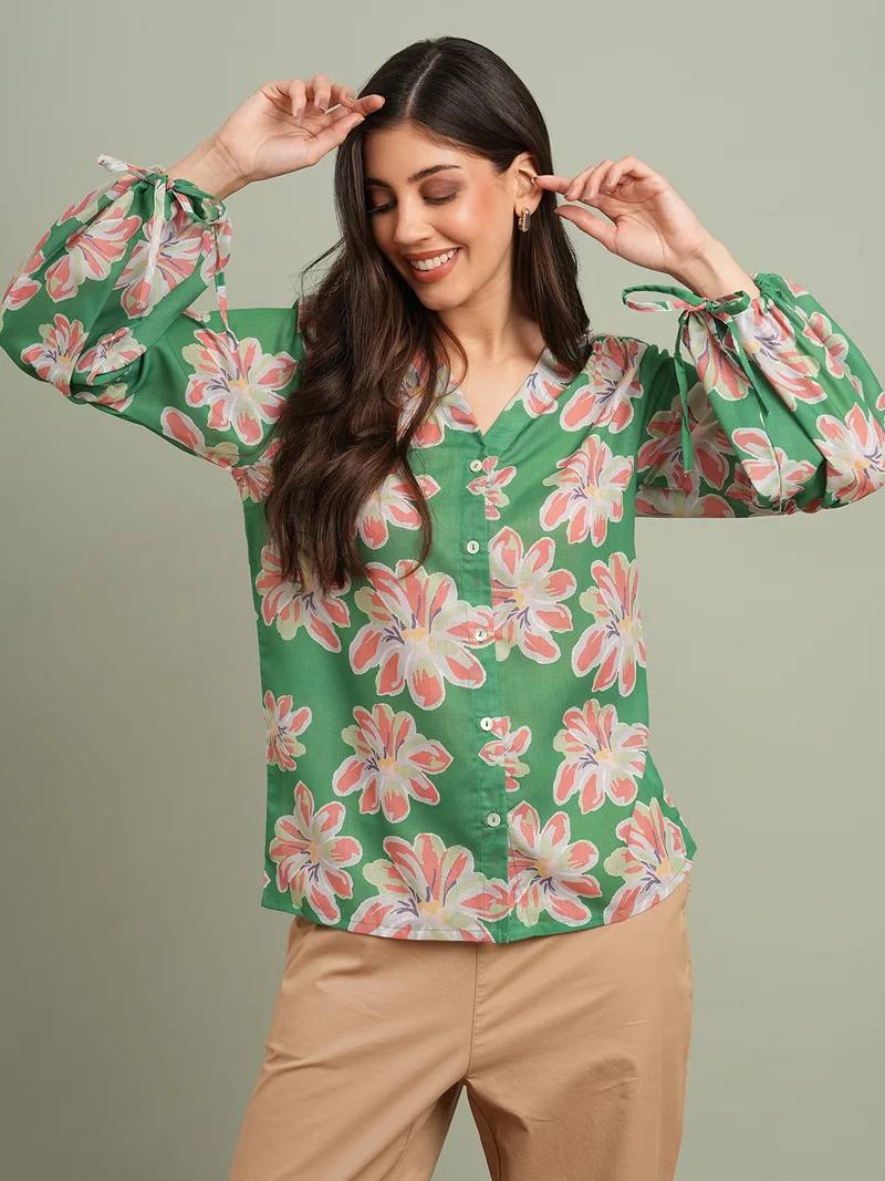 globus Women Green Floral Print V-Neck Bishop Sleeves Shirt Style Top