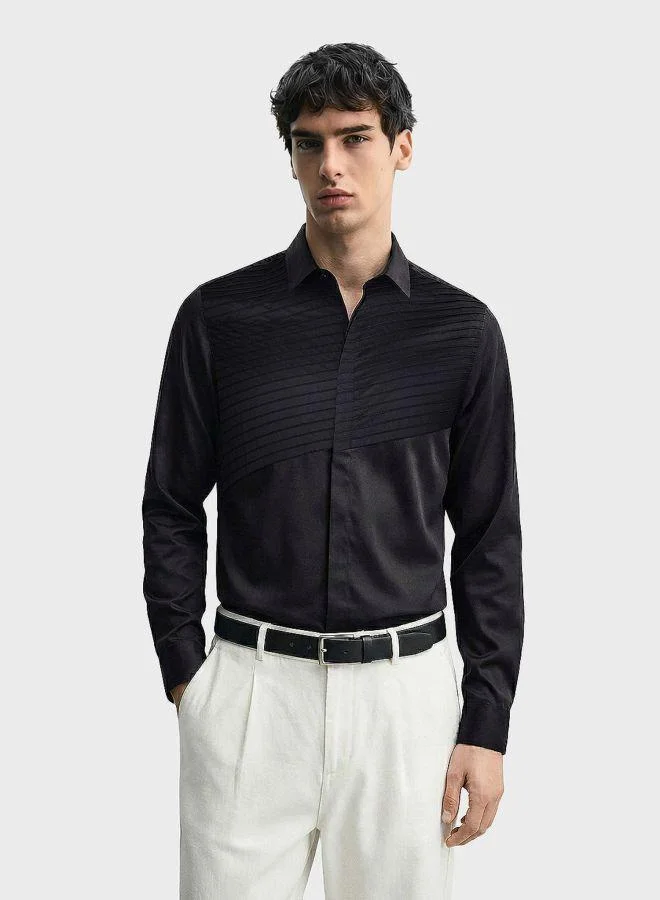 The Indian Garage Co Men Slim Fit Solid Round Neck Full Sleeves Shirt