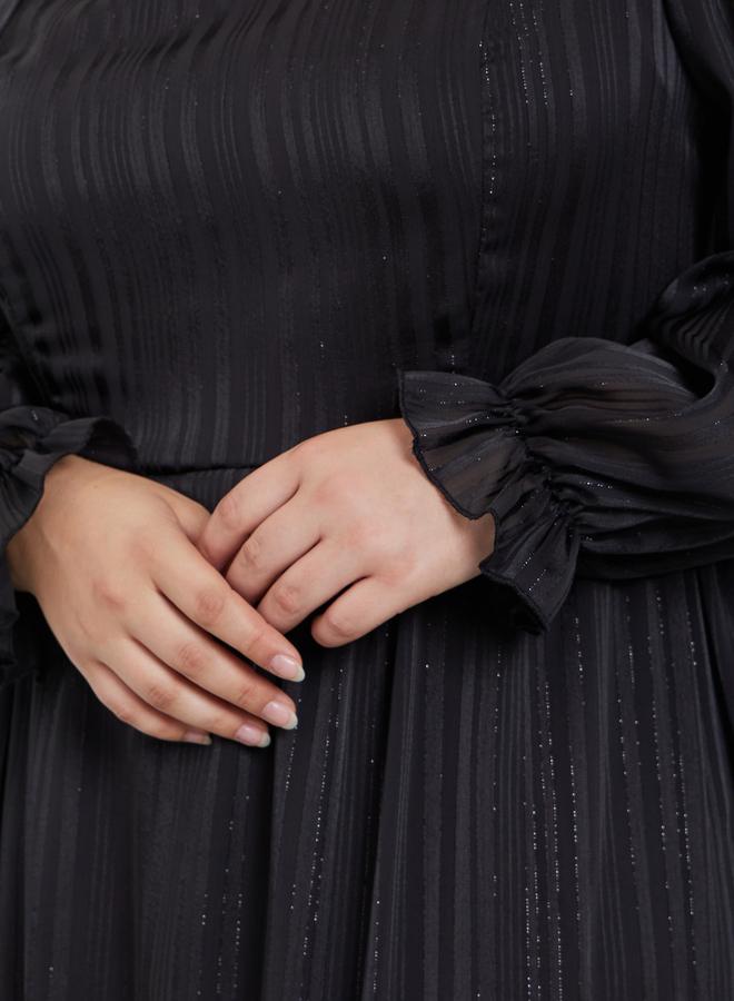 ستايلي فستان طويل بمقاس كبير وتفاصيل لوريكس - Image 4