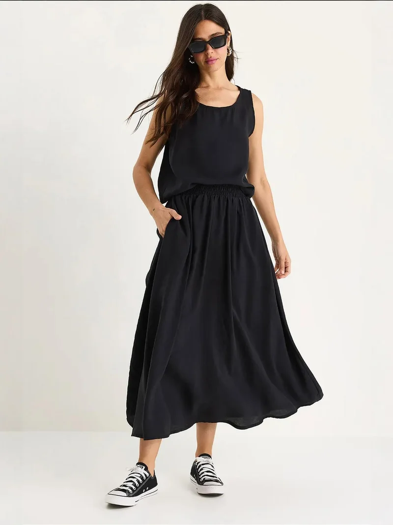 LUCCI Sleeveless Crew Neck Long Tunic and Wide Leg Pants Set