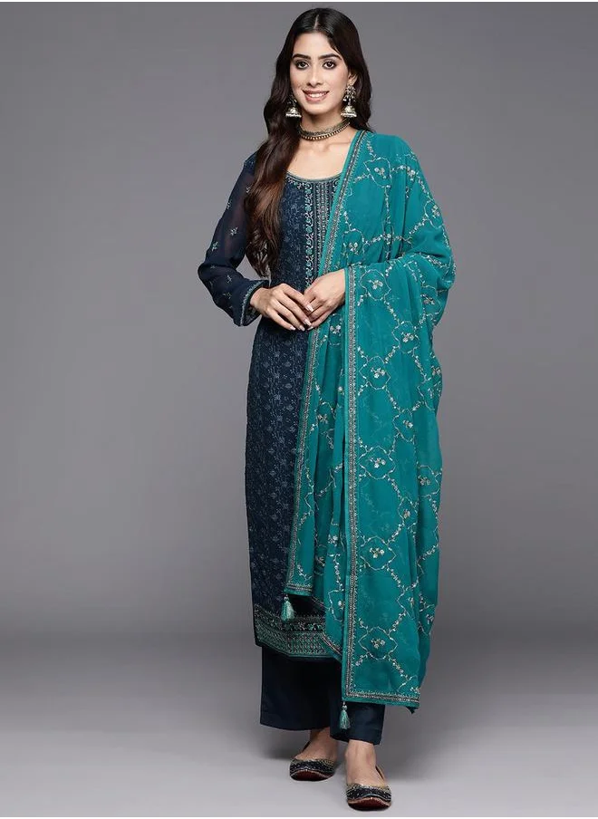 Libas Embroidered Kurta and Mid Rise Trouser with Dupatta Set by Styli