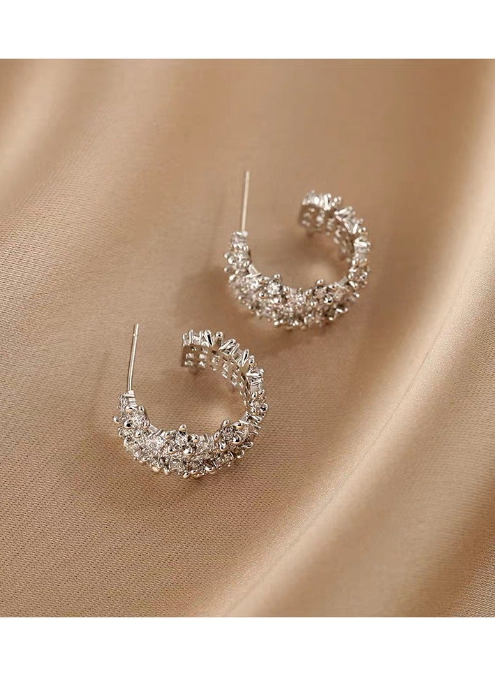 Gold / Silver Crescent Zirconia Earrings – Luxury Elegant Moon-Inspired Statement Jewelry for Women - Image 2
