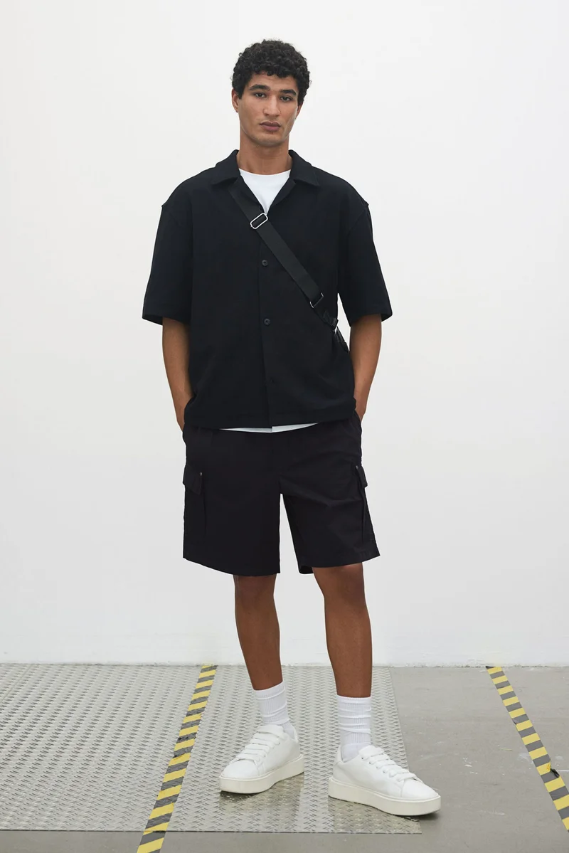 H&M Relaxed Fit Cargo shorts