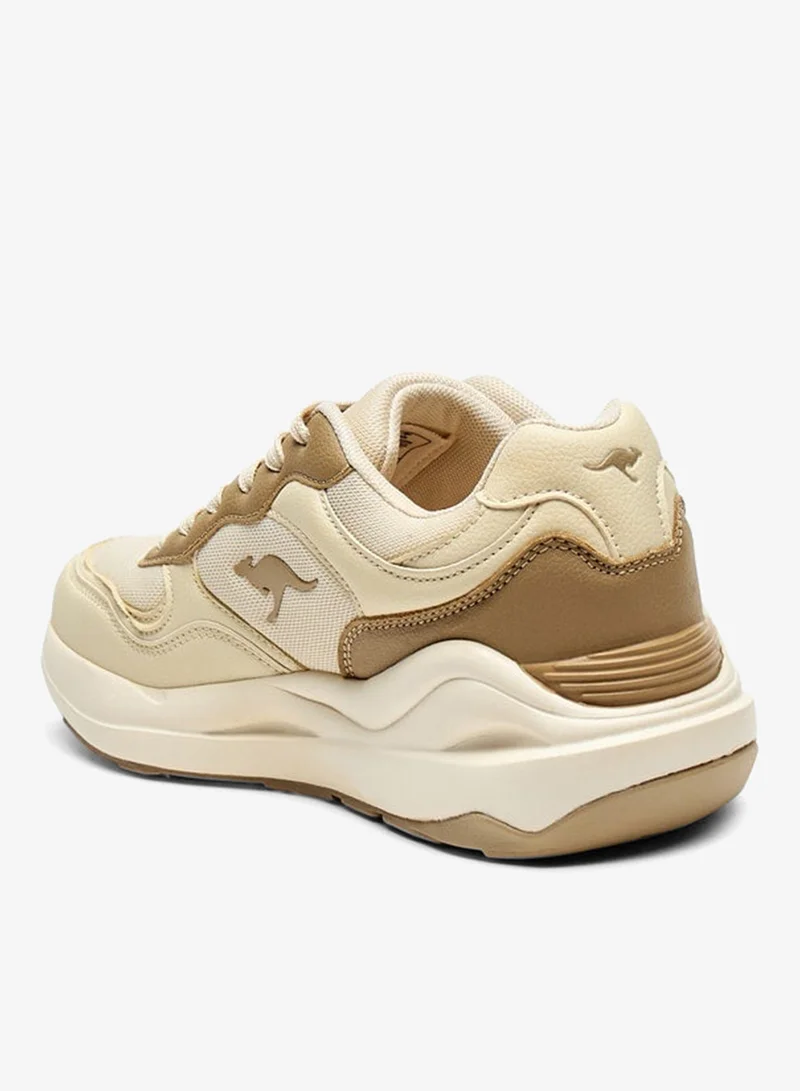 كانغاروس أحذية رياضية نسائية برباط وجوانب مزينة