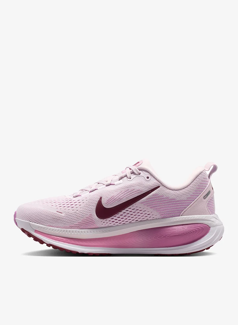 Nike BLEACHED LILAC/PINK SMOKE-LT MAGENTA-PINK RISE-WHITE Vomero 18 for Women | Best Price UAE