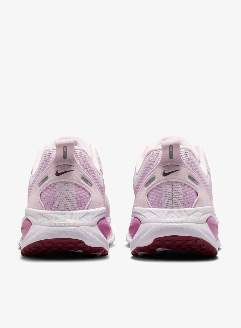 Nike BLEACHED LILAC/PINK SMOKE-LT MAGENTA-PINK RISE-WHITE Vomero 18 for Women | Best Price UAE