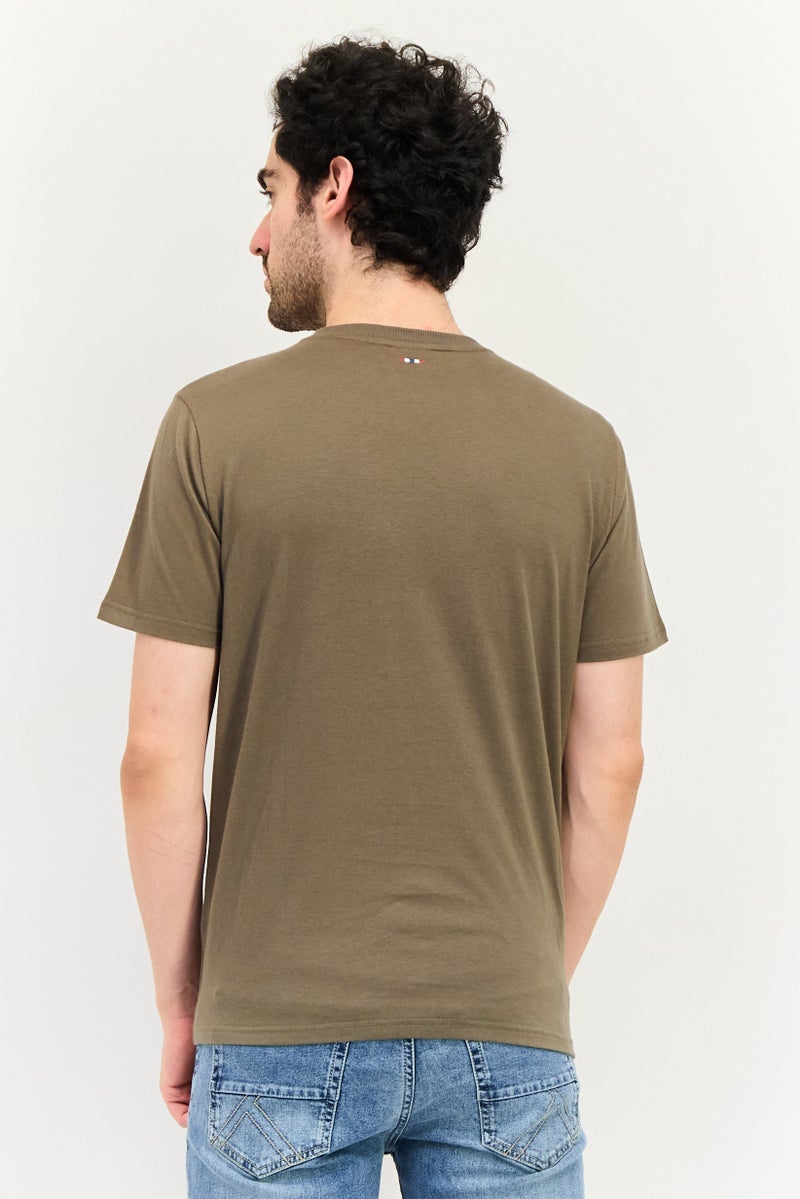 Nordland تي شيرت رجالي بأكمام قصيرة وياقة دائرية بشعار العلامة التجارية، زيتوني داكن - Image 3