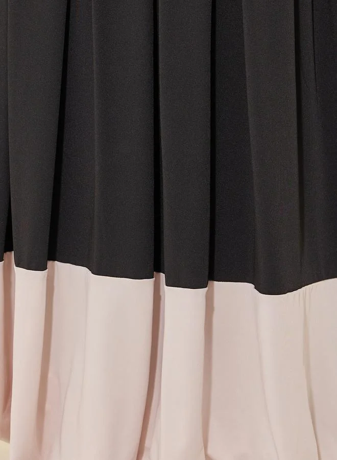 Styli Styli Solid Sleeveless Balloon Hem Maxi Dress