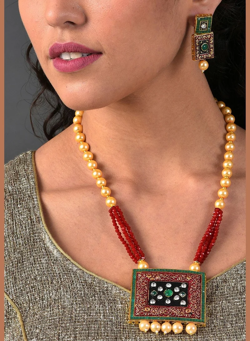 SOHI Gold Plated Designer Stone Pearl Necklace and Earrings Set