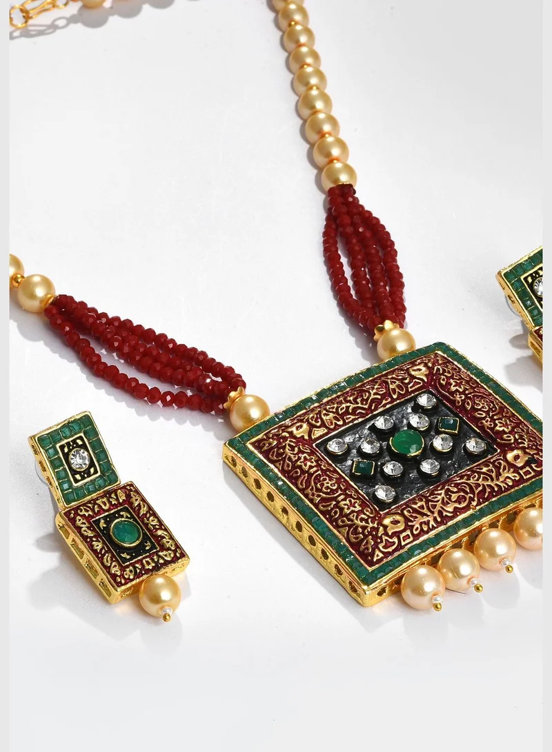 SOHI Gold Plated Designer Stone Pearl Necklace and Earrings Set