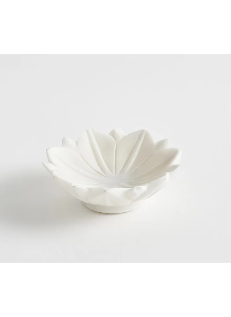 كويزيرا Handcrafted Marble Lotus Bowl- 6 inches