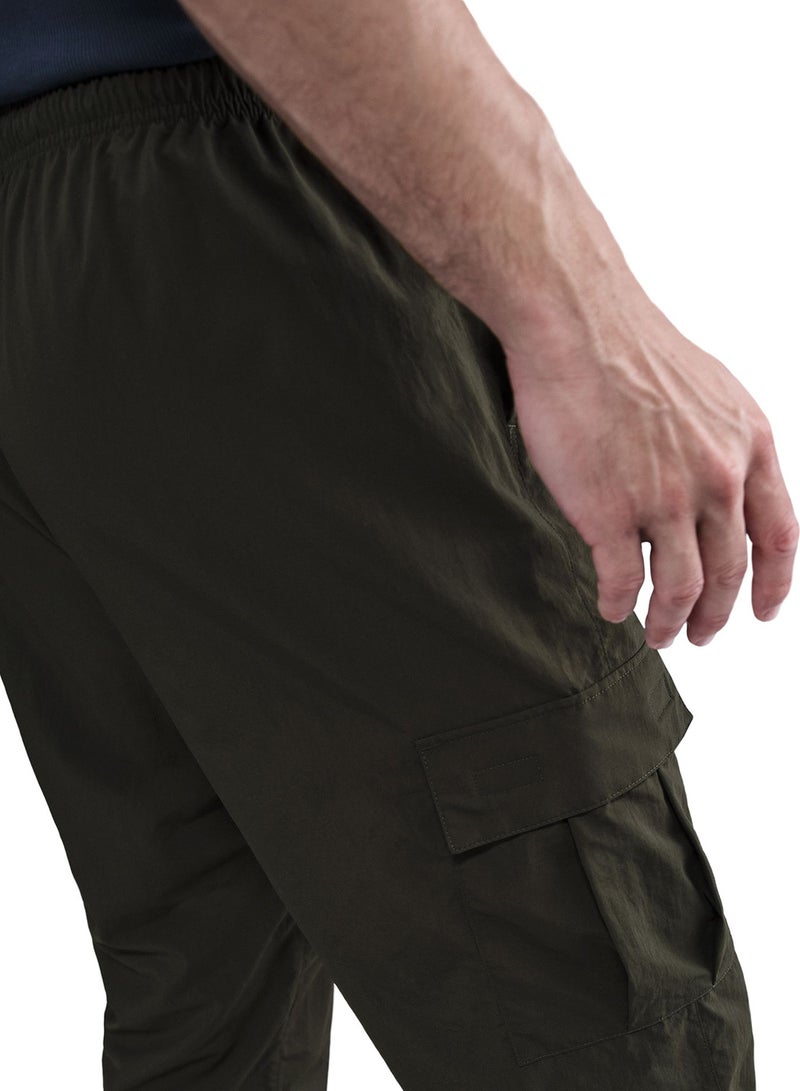 نايكي بنطلون رياضي كارغو منسوج للنادي - Image 4