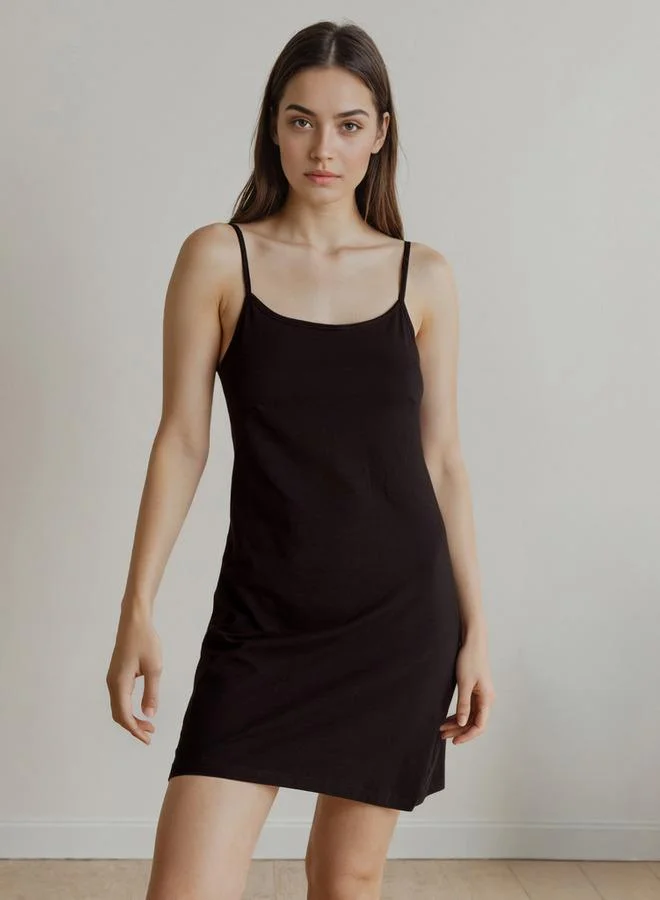 سبلاش فيڤ فستان سليب بطول الركبة