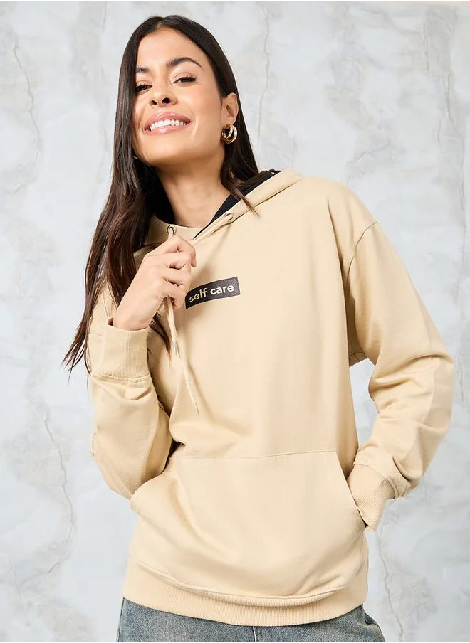 Styli Regular Fit Slogan Print Contrast Lining Hoodie