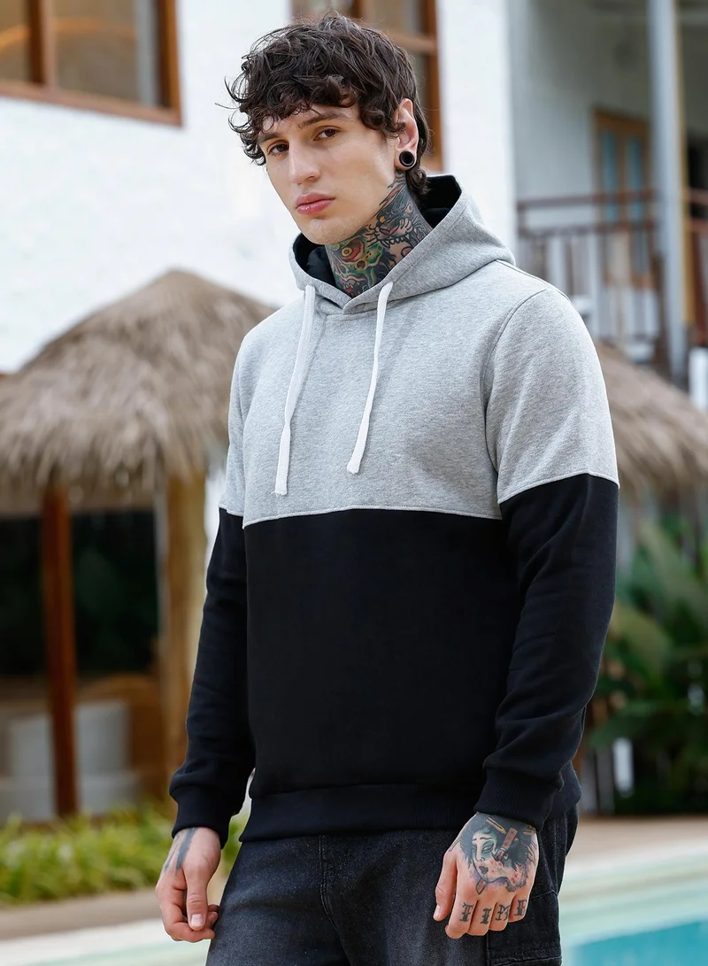 Campus Sutra Men's Block Pullover Hoodie | Hooded Neck , Long Ribbed Cuff Sleeves , Pull On Closure , Ribbed-Straight Hem | Colourblock Knitted Plain For Casual & Daily | Coin Grey & Onyx Black