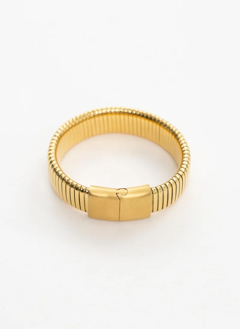 Lichi  Wide bracelet with a ribbed texture for Women | Best Price UAE