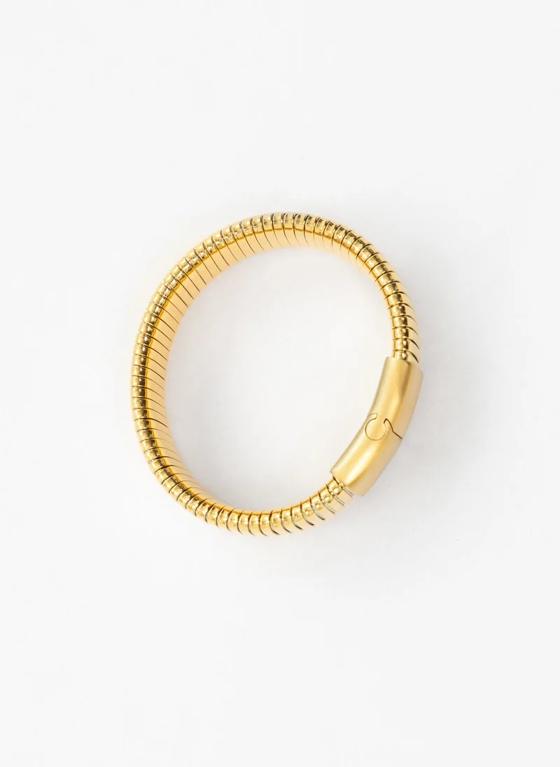 Lichi  Wide bracelet with a ribbed texture for Women | Best Price UAE