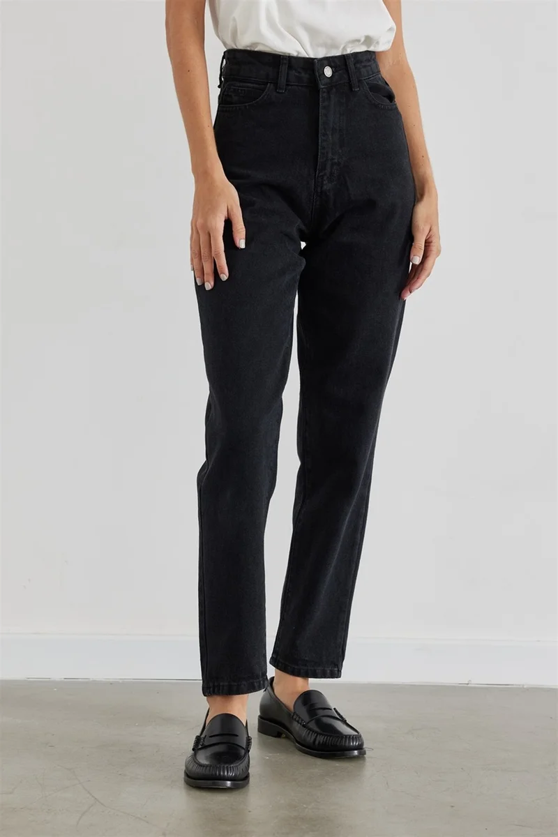 سود كوليكشن Black Mom Jeans