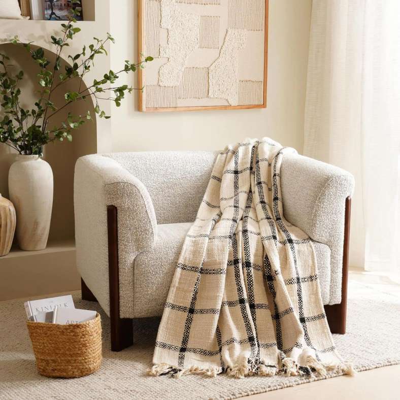 Pan Home Miami Chunky Plaid Soft Throw With Fringes - Black - Image 1